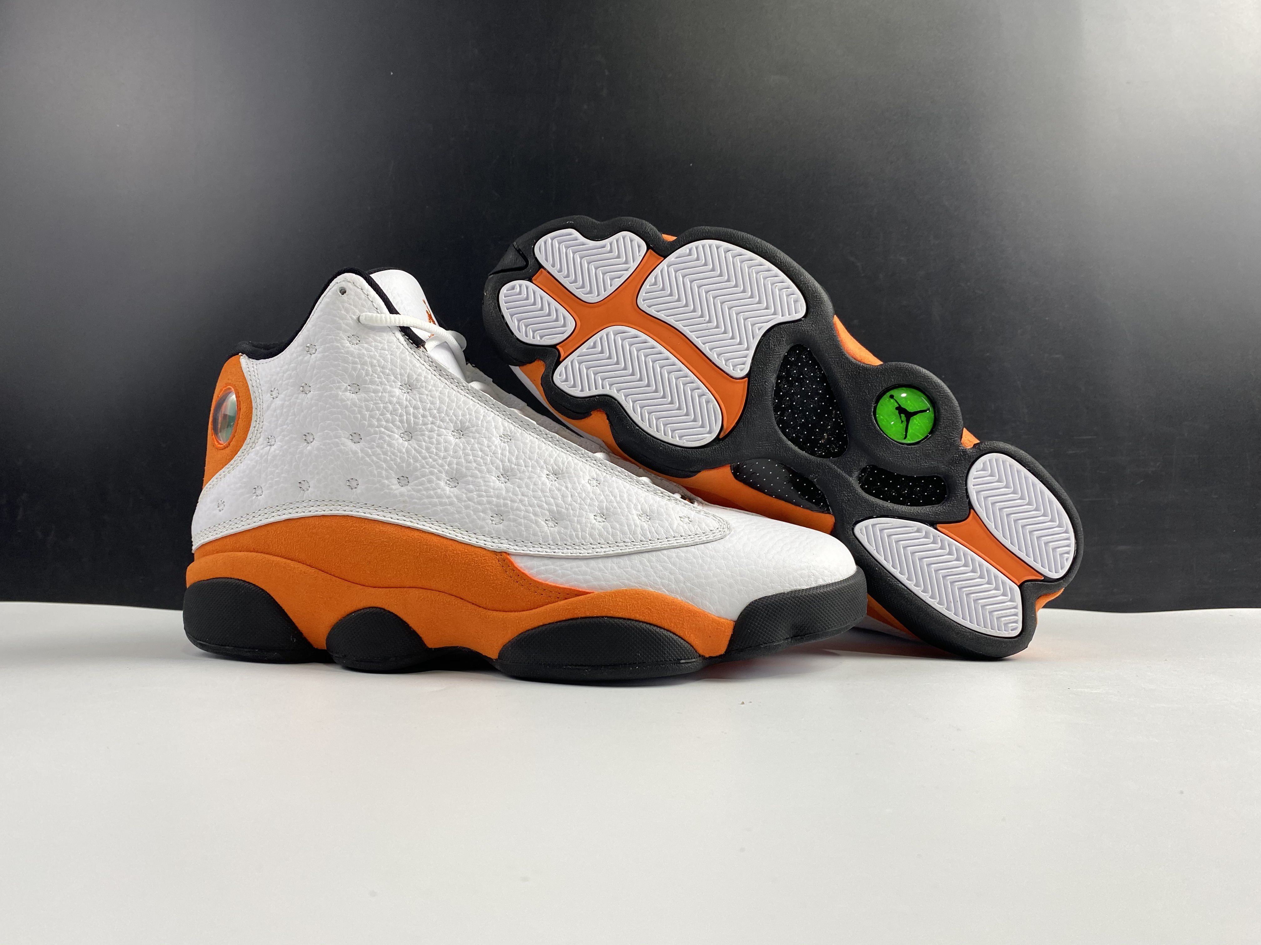 Air Jordan 13 Retro White Orange Black